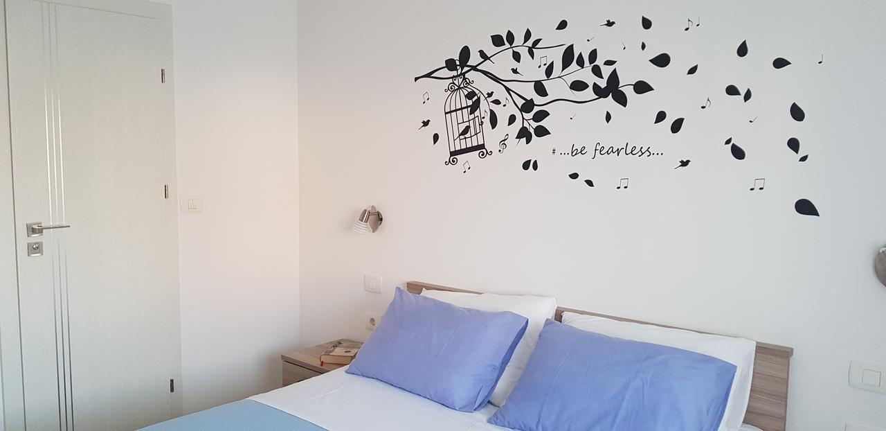 Apartmani Sanja Vrsi Bagian luar foto